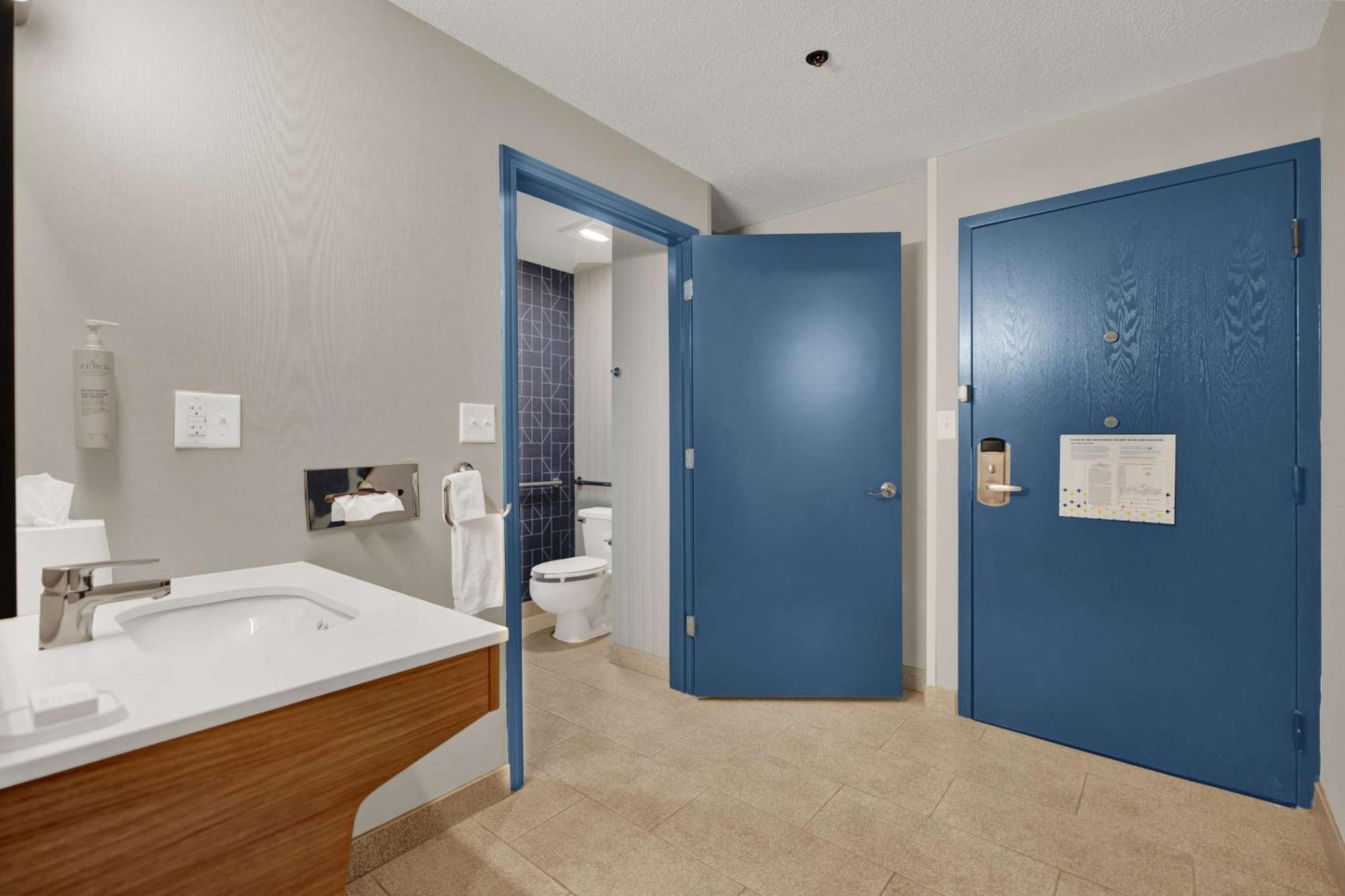 Spark By Hilton Plymouth Buitenkant foto