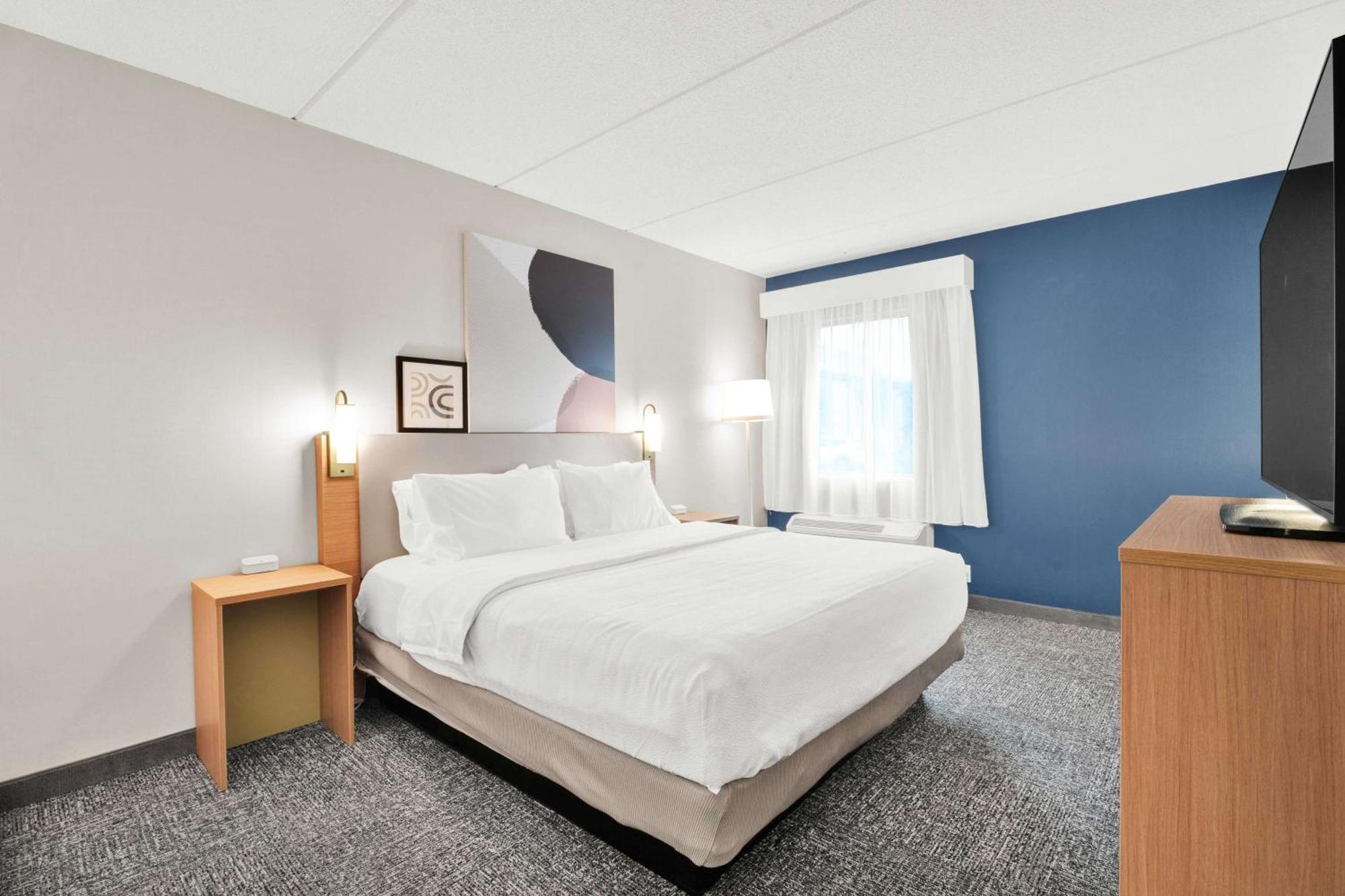 Spark By Hilton Plymouth Buitenkant foto